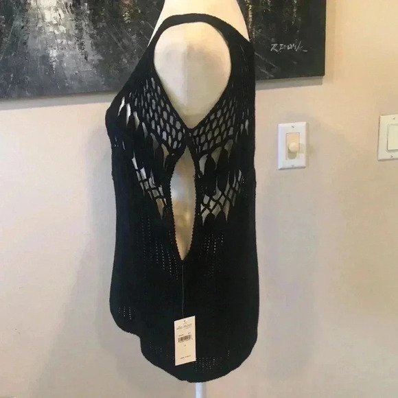 NWT Ella Moss Crotchet Top with Front and Side Cut Outs-Size M - Picture 3 of 6